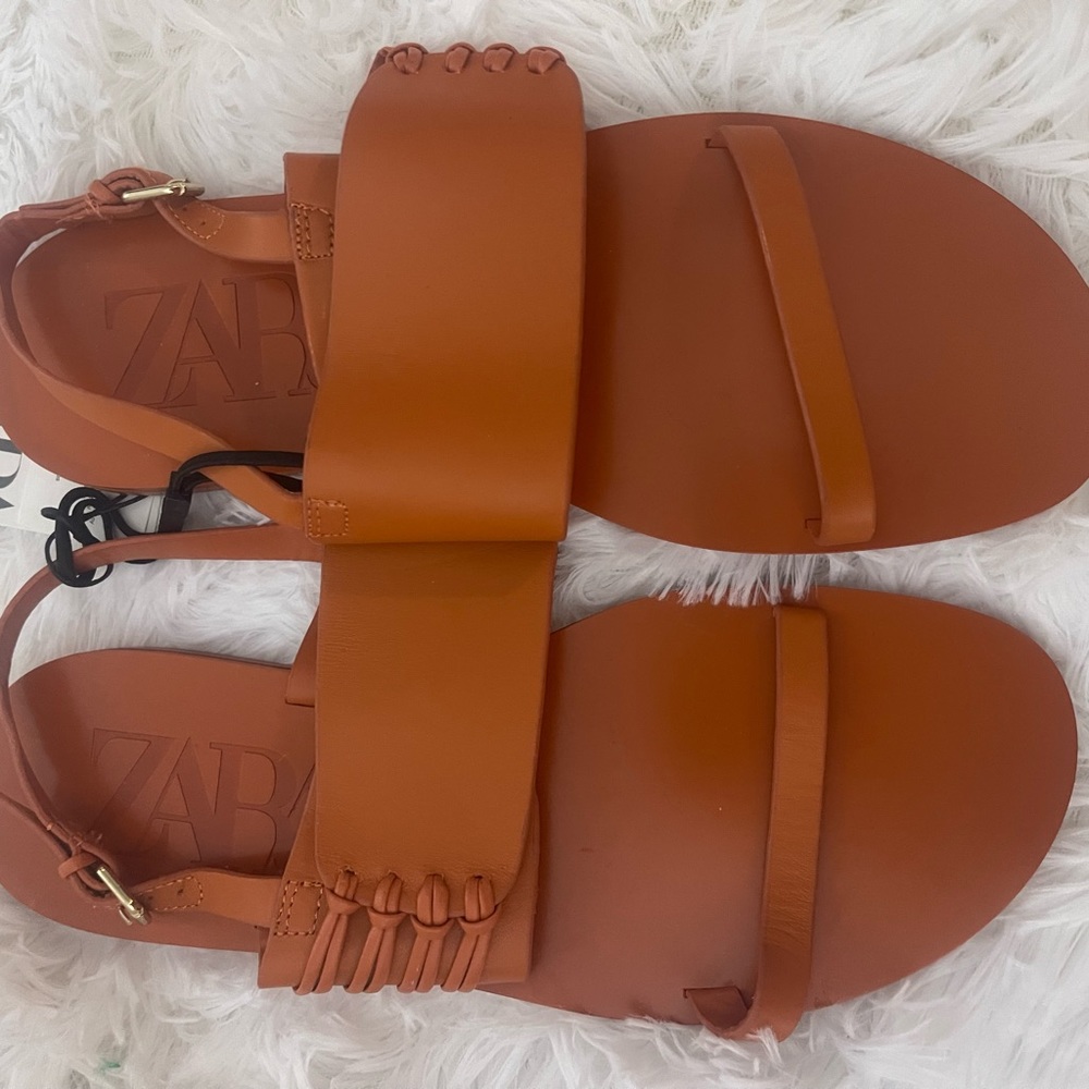 Zara sandals, NWT Size 39